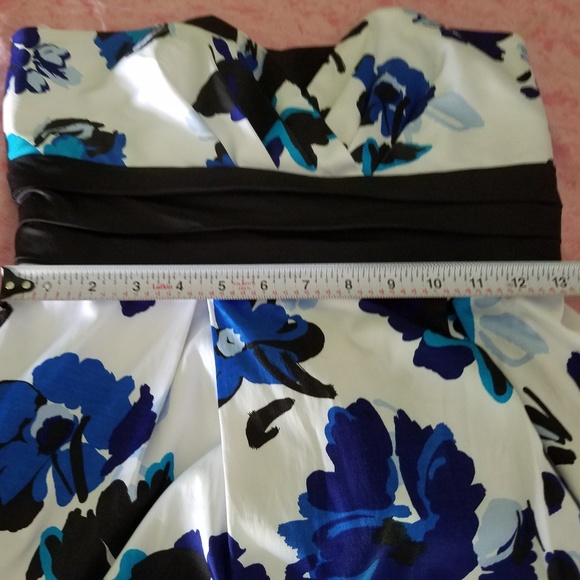 Trixxi Strapless White Floral Dress - Picture 6 of 8